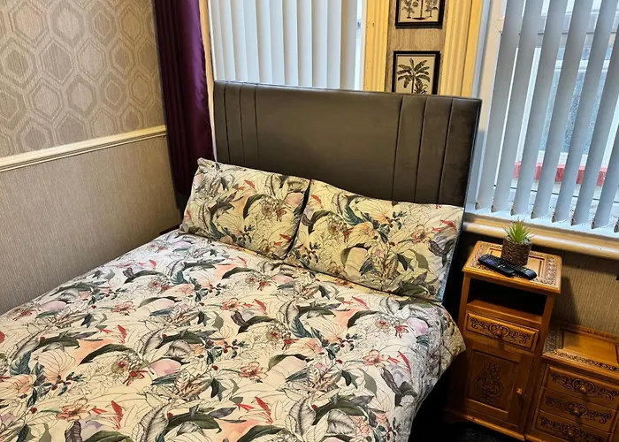 B&B Runway Blackpool - Minutes From Winter Gardens - Dog Friendly - Exceptionally Quiet - Very Close H&A Social Club (Adults Only)