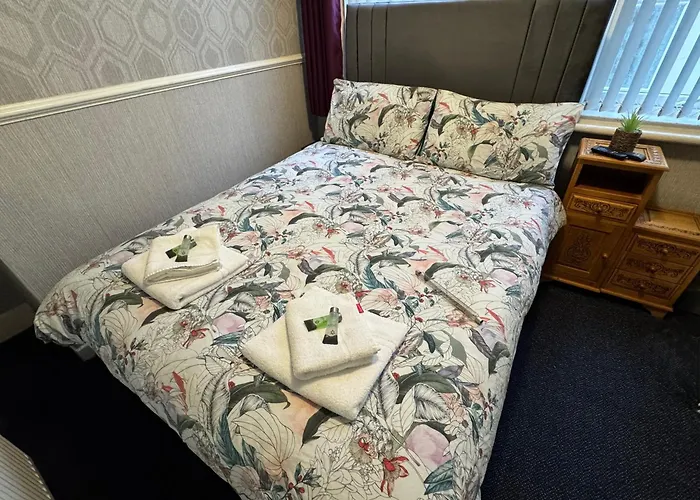 B&B Runway Blackpool - Minutes From Winter Gardens - Dog Friendly - Exceptionally Quiet - Very Close H&A Social Club (Adults Only)